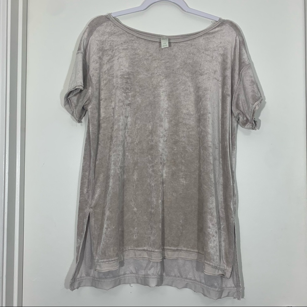 GREEN TEA cream crushed velvet relaxed fit top LARGE